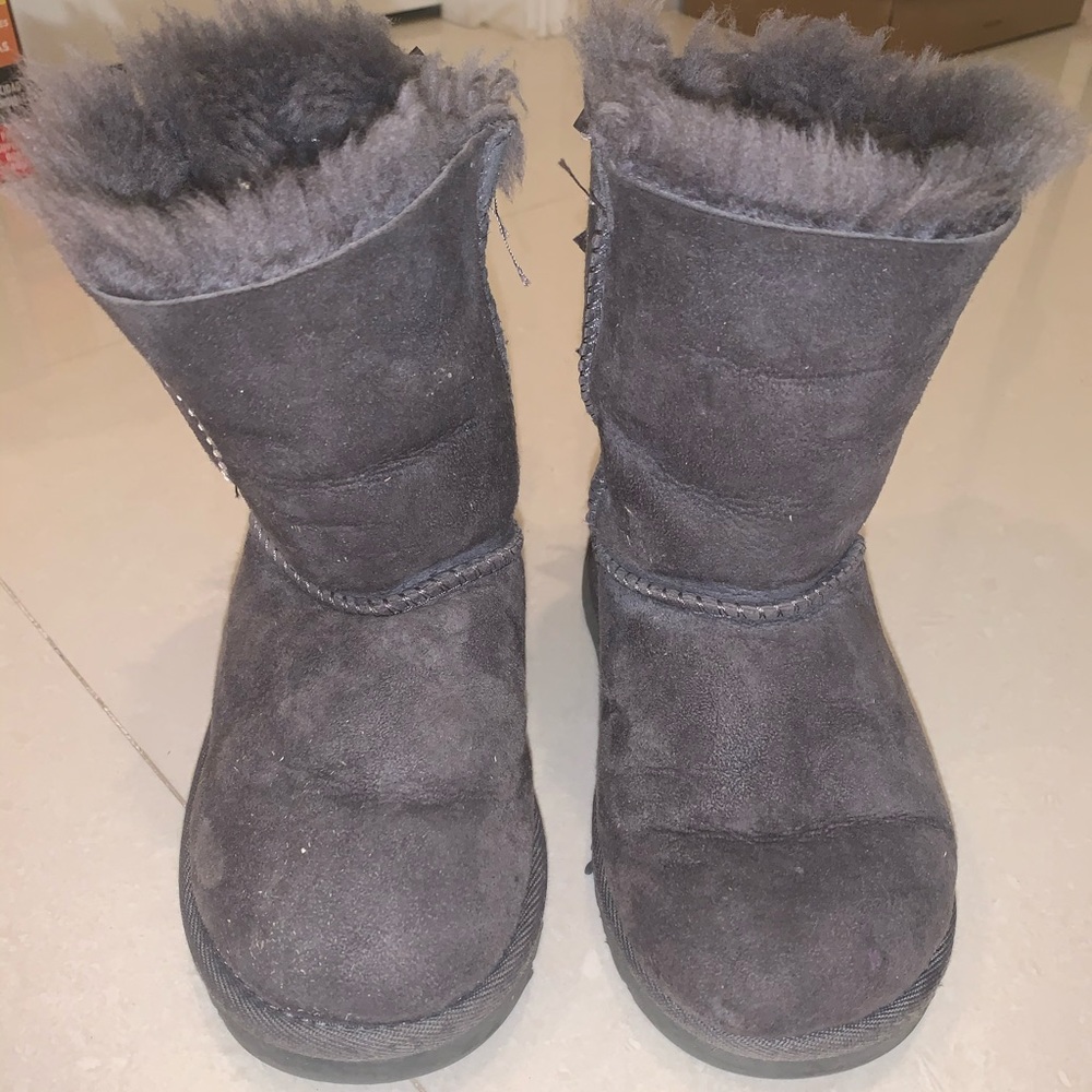Ugg